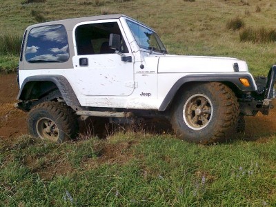 Jeep Suspension 2A.jpg