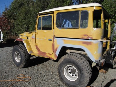 took the rear corner windows out to hide the top anchor plates inside body...