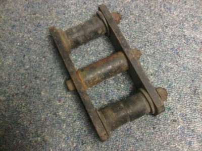 Shackle.jpg