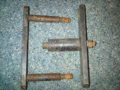 Shackle expanded.jpg