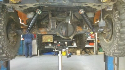 uses all the shock here at full up and has 30mm of clearence off deck.