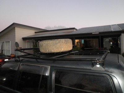roof cage 003 resize.jpg
