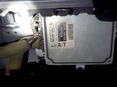 KZJ71 ECU.jpg