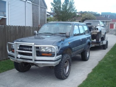 Tow2.jpg