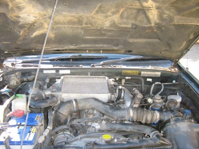 IMG_0483 (Custom).JPG (165.16 KiB) Viewed 4180 times Engine. funny thing, just as i went to close the hood, i saw that the pipe that goes to the back of the engine bay for the intake had come off and was loose... nothing ados and silicone can't fix ;)