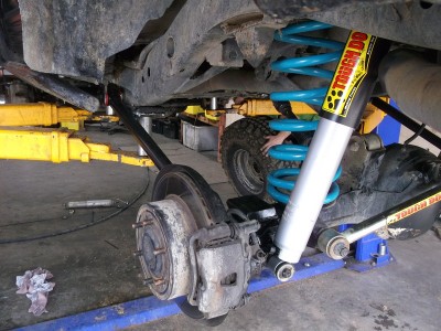 Kayden safari lift kit 011.JPG