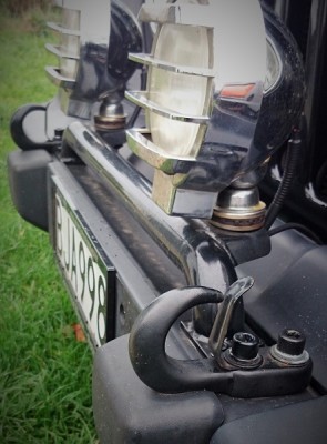 Front hooks again