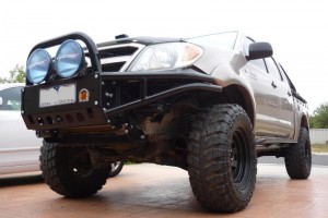 Xrox mid hilux.jpg